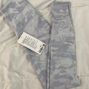 Lululemon Wunder Under 28’ Leggings White Camo (DISCONTINUED)